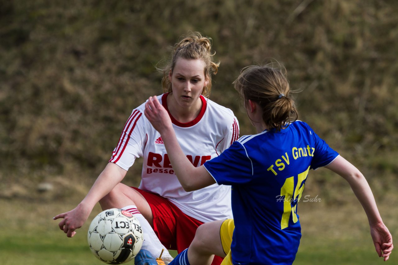 Bild 321 - B-Juniorinnen Tus Tensfeld - TSV Gnutz o.W. : Ergebnis: 1:3